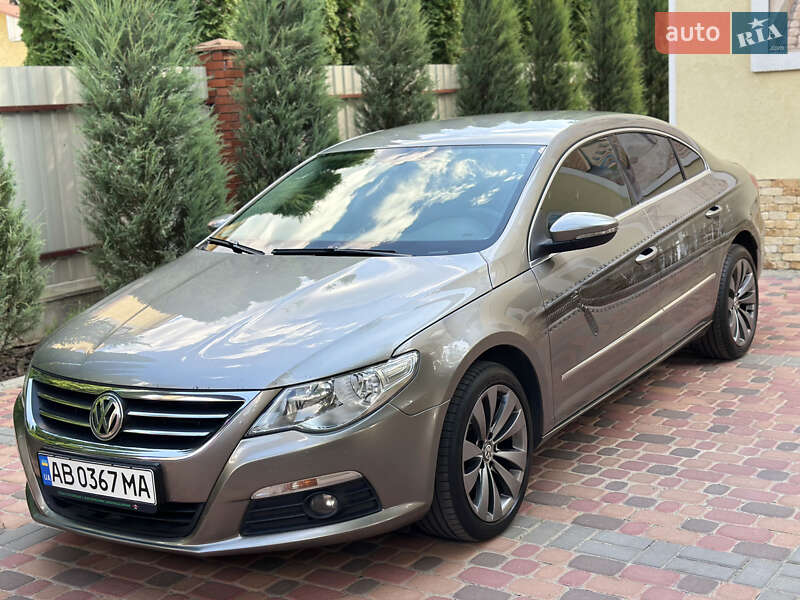 Купе Volkswagen Passat 2009 в Виннице