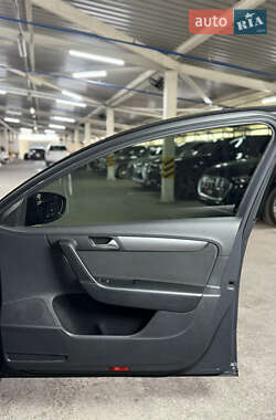 Универсал Volkswagen Passat 2014 в 