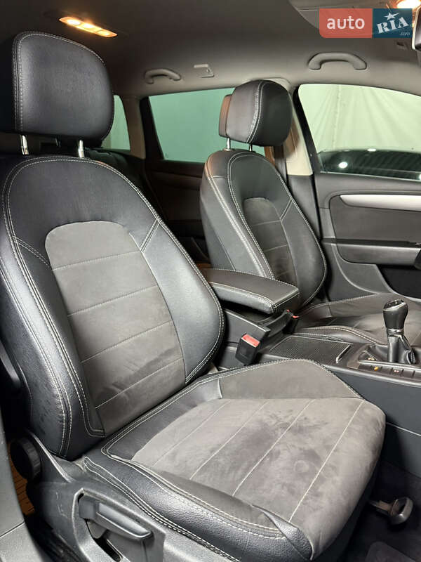 Універсал Volkswagen Passat 2014 в Одесі