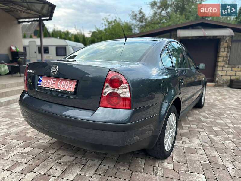 Седан Volkswagen Passat 2001 в Вінниці