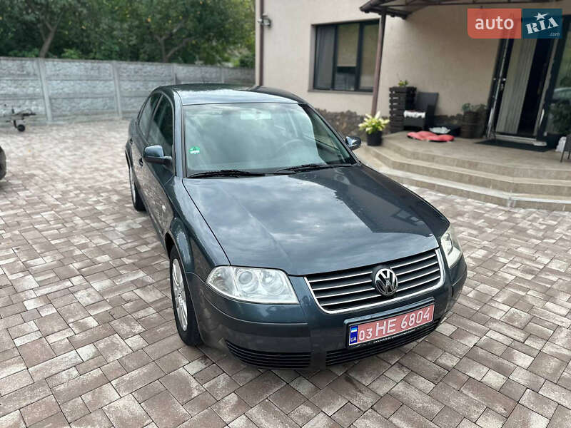 Седан Volkswagen Passat 2001 в Вінниці