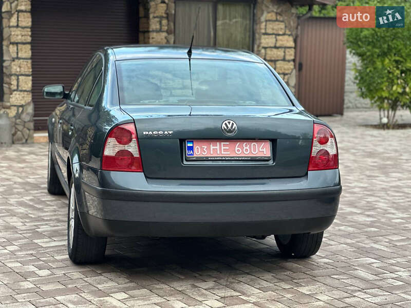 Седан Volkswagen Passat 2001 в Вінниці