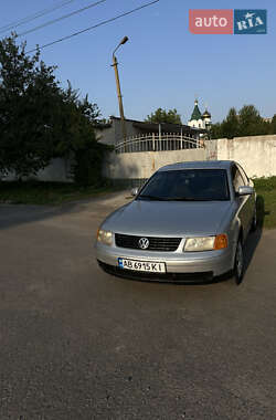 Седан Volkswagen Passat 1997 в Вінниці