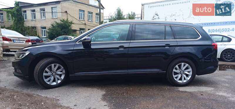 Универсал Volkswagen Passat 2016 в Киеве