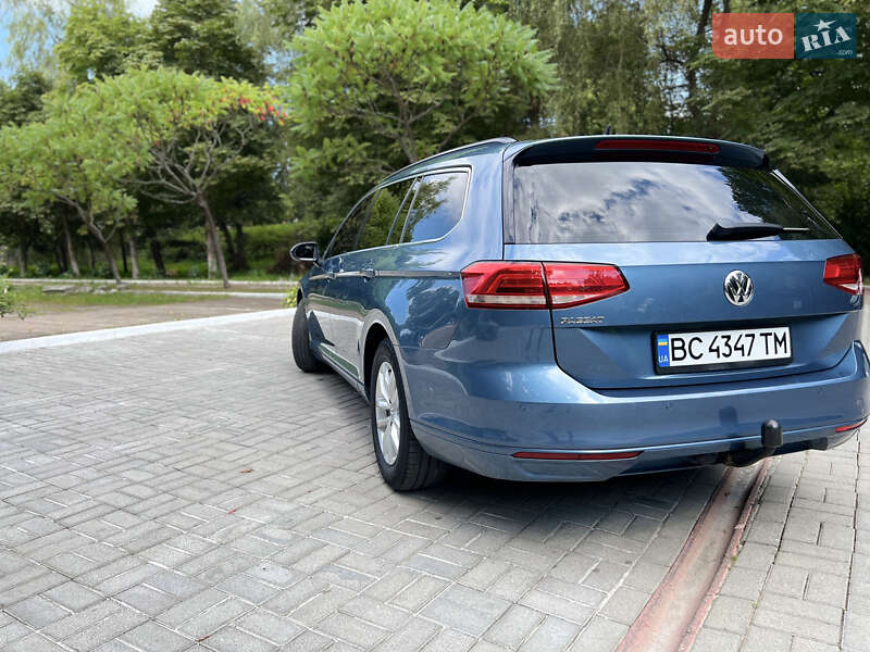 Универсал Volkswagen Passat 2018 в Дрогобыче