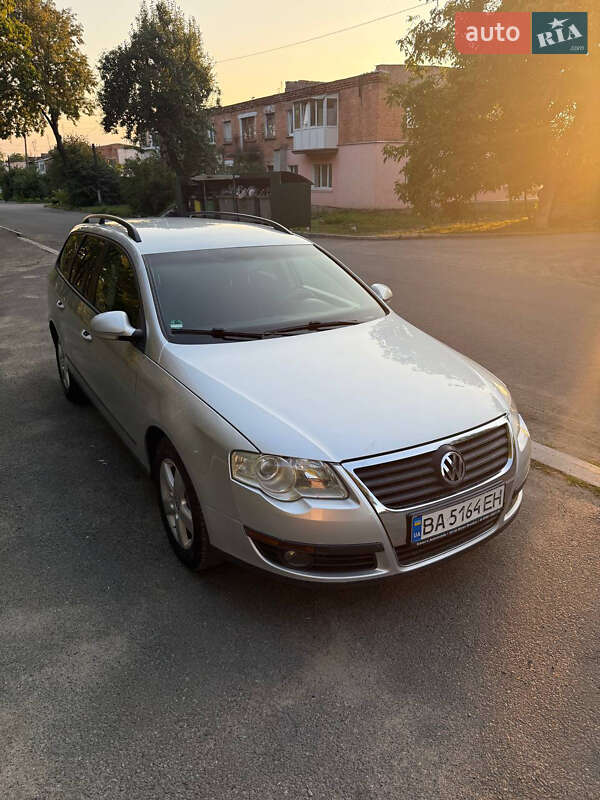 Універсал Volkswagen Passat 2006 в Гайвороні
