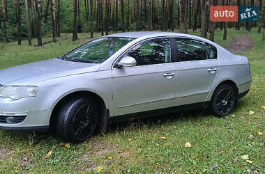 Седан Volkswagen Passat 2006 в Вінниці