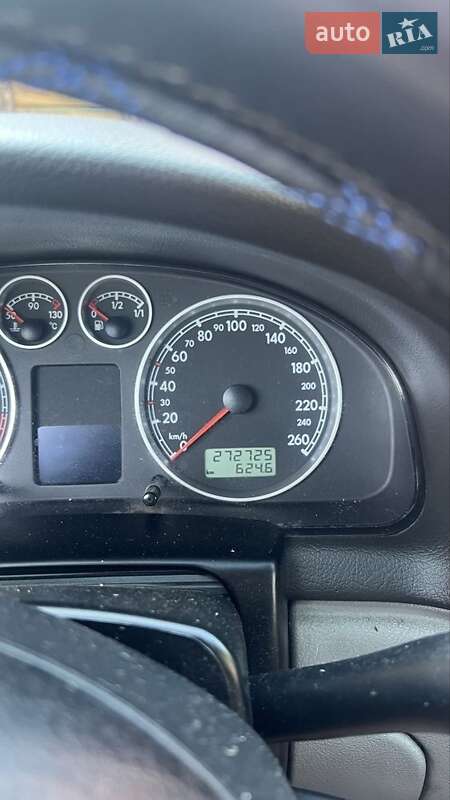 Седан Volkswagen Passat 2000 в Надворной