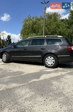 Універсал Volkswagen Passat 2006 в Києві