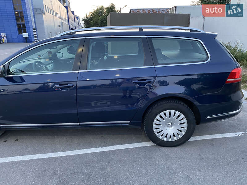 Универсал Volkswagen Passat 2012 в Днепре