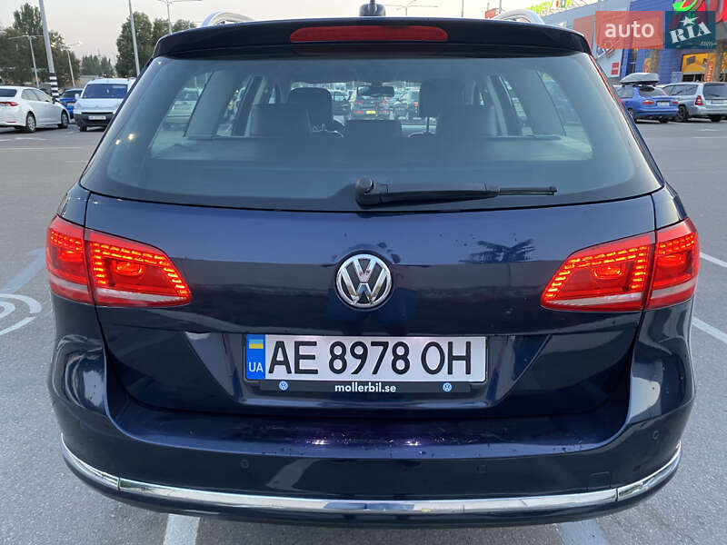 Универсал Volkswagen Passat 2012 в Днепре