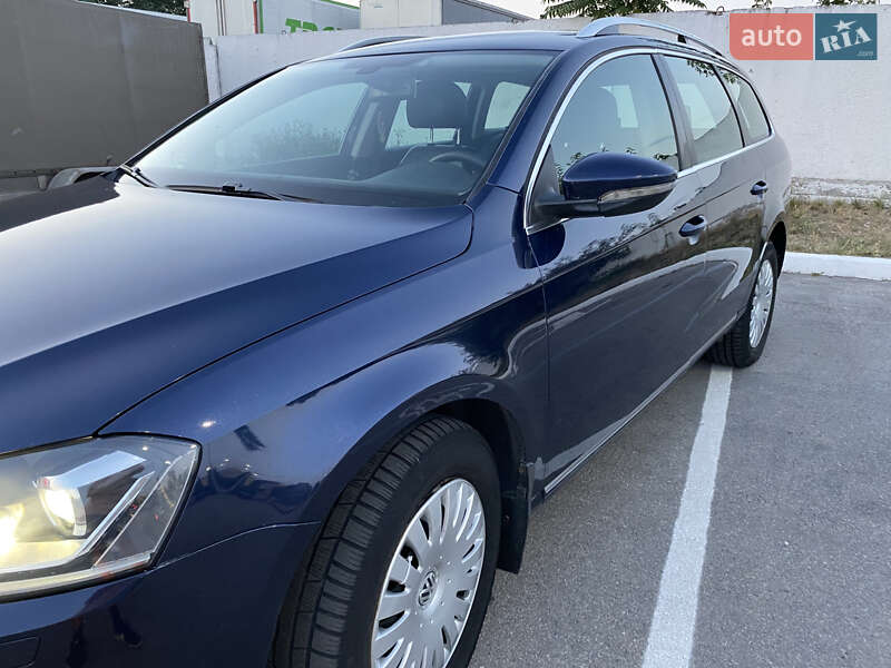 Универсал Volkswagen Passat 2012 в Днепре
