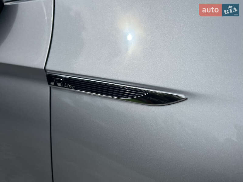 Универсал Volkswagen Passat 2021 в Житомире