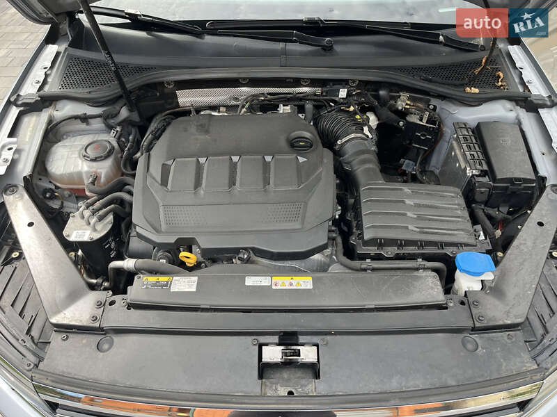 Универсал Volkswagen Passat 2021 в Житомире