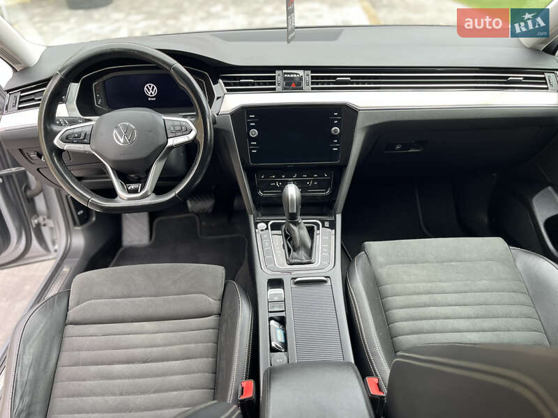 Универсал Volkswagen Passat 2021 в Житомире