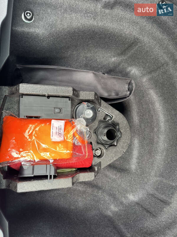 Универсал Volkswagen Passat 2021 в Житомире