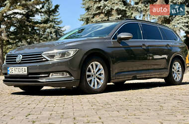 Універсал Volkswagen Passat 2015 в Чернівцях