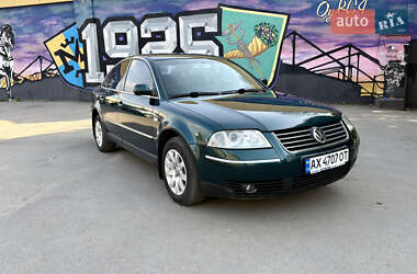 Седан Volkswagen Passat 2001 в Харькове