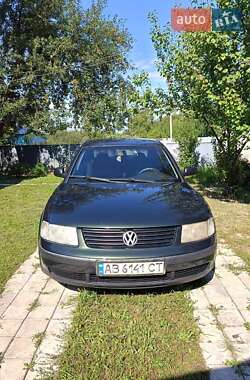 Седан Volkswagen Passat 1997 в Вінниці