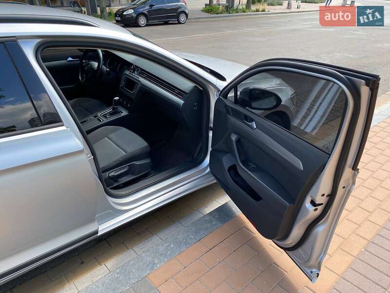 Универсал Volkswagen Passat 2015 в Белой Церкви