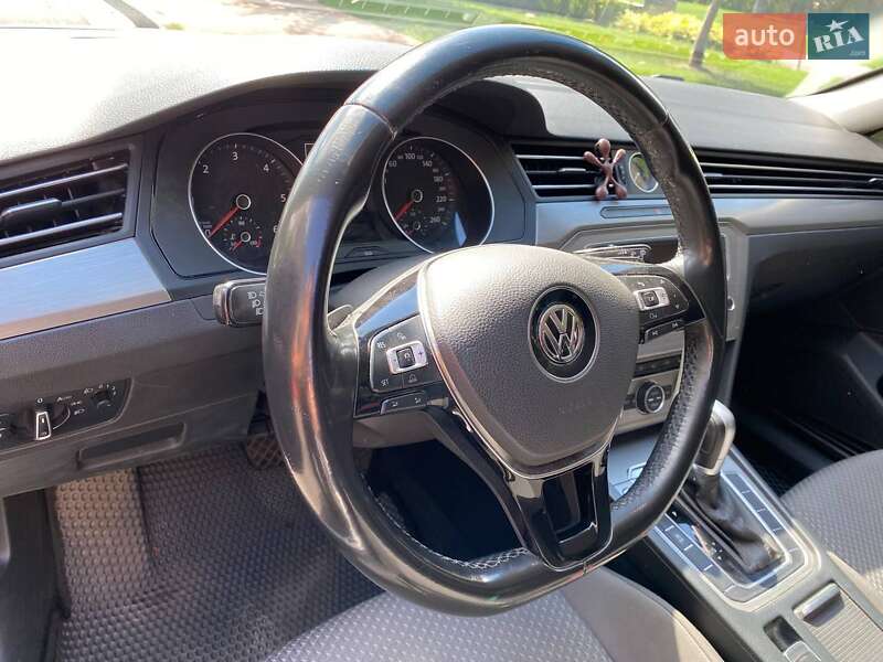 Универсал Volkswagen Passat 2015 в Белой Церкви