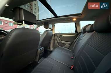 Универсал Volkswagen Passat 2011 в 