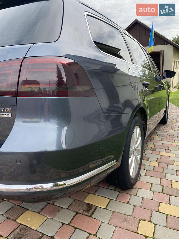 Універсал Volkswagen Passat 2011 в Дрогобичі