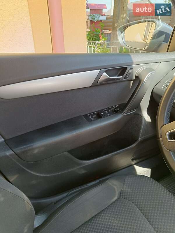 Універсал Volkswagen Passat 2013 в Ізяславі фото 10 Універсал Volkswagen Passat 2013 в Ізяславі