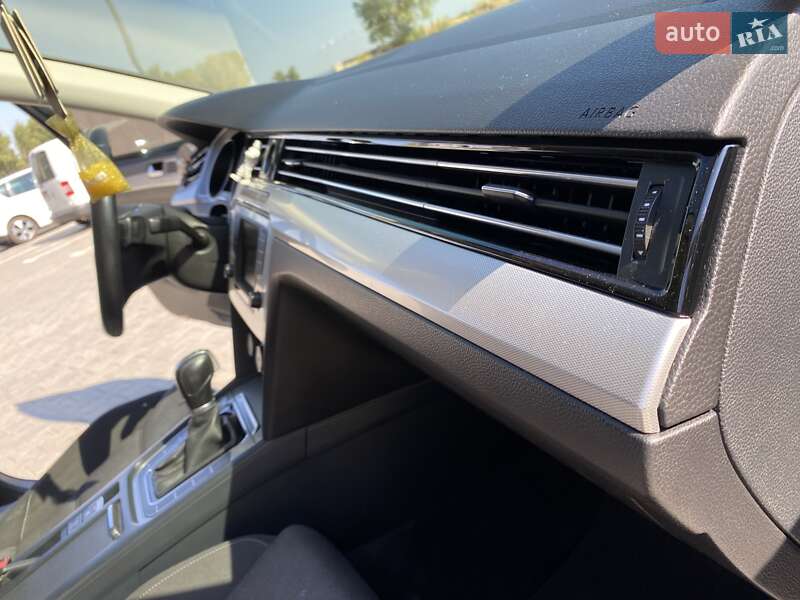 Универсал Volkswagen Passat 2015 в Корсуне-Шевченковском