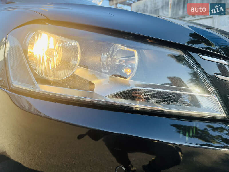 Универсал Volkswagen Passat 2014 в Одессе