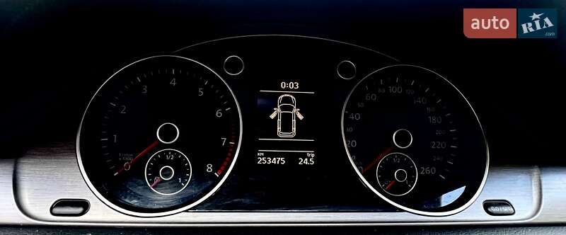 Универсал Volkswagen Passat 2011 в Дрогобыче