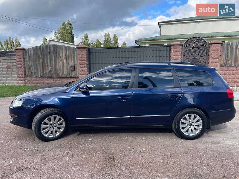 Универсал Volkswagen Passat 2010 в Коростене