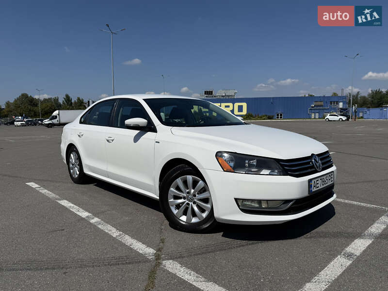 Volkswagen Passat 2013 Volkswagen Passat 2013
