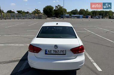 Седан Volkswagen Passat 2013 в 