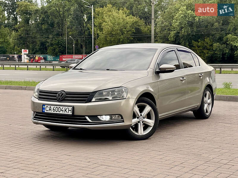 Volkswagen Passat 2011