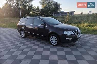 Универсал Volkswagen Passat 2006 в Самборе