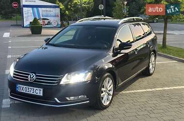 Універсал Volkswagen Passat 2011 в  фото 10 Універсал Volkswagen Passat 2011 в