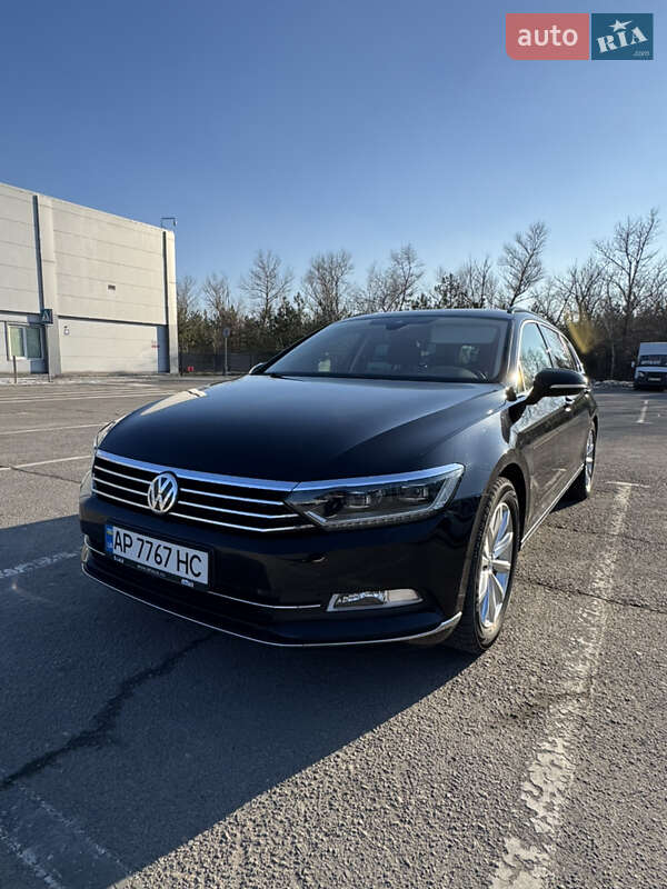 Універсал Volkswagen Passat 2017 в Запоріжжі