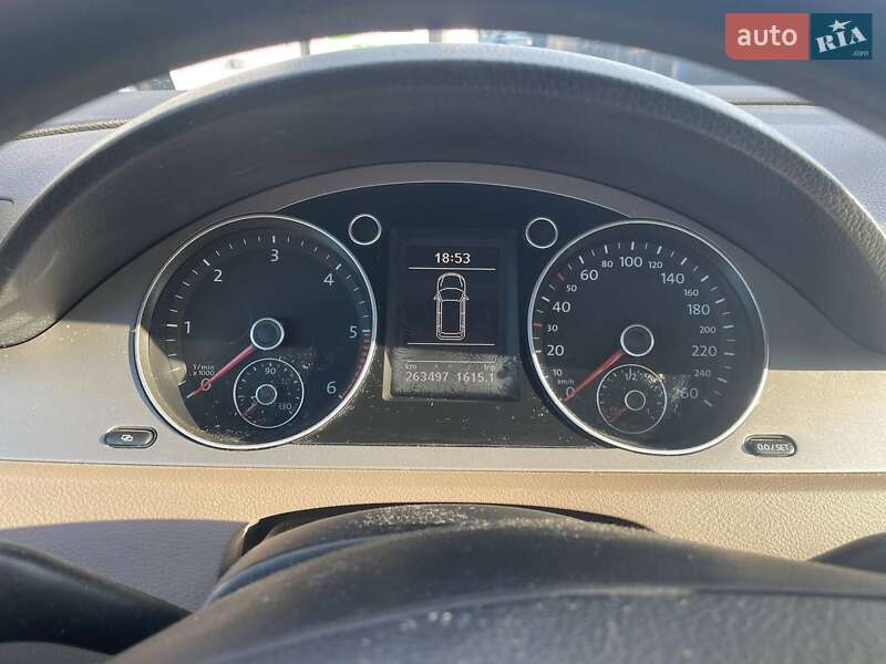 Універсал Volkswagen Passat 2009 в Брошневі-Облозі