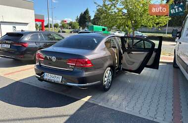 Седан Volkswagen Passat 2011 в Иршаве