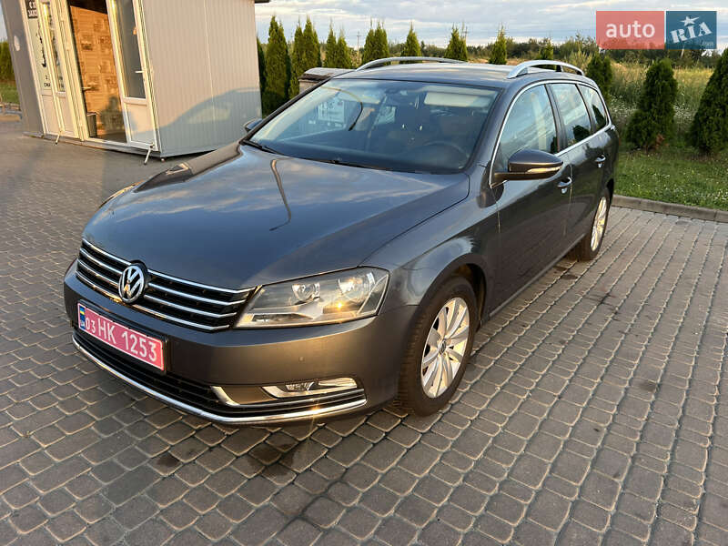 Volkswagen Passat 2011