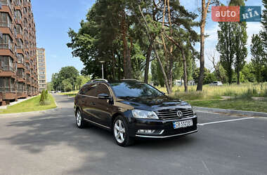 Универсал Volkswagen Passat 2011 в Чернигове