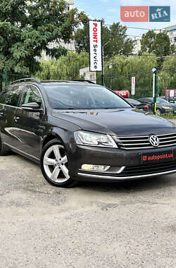 Универсал Volkswagen Passat 2012 в Сумах