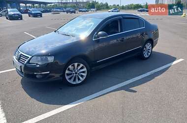 Седан Volkswagen Passat 2007 в Киеве
