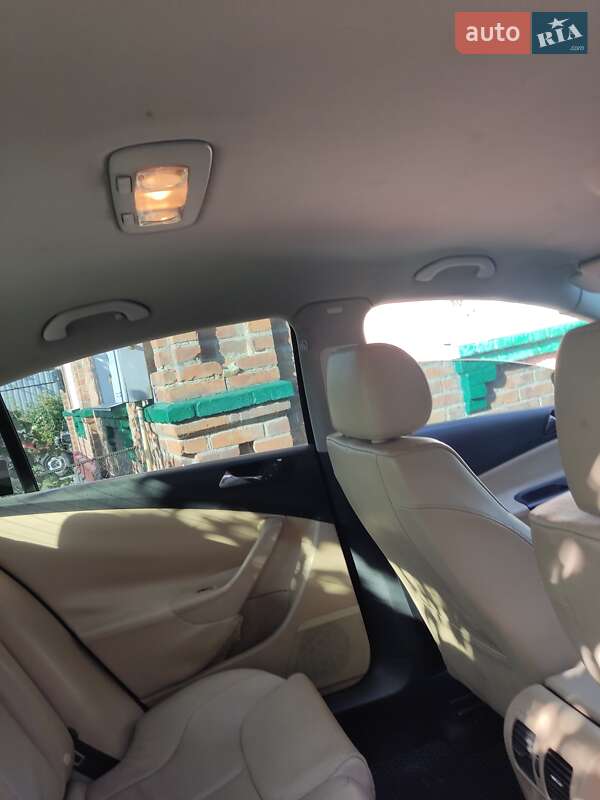 Седан Volkswagen Passat 2005 в Казатине фото 10 Седан Volkswagen Passat 2005 в Казатине