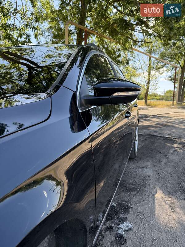 Універсал Volkswagen Passat 2013 в Затишші