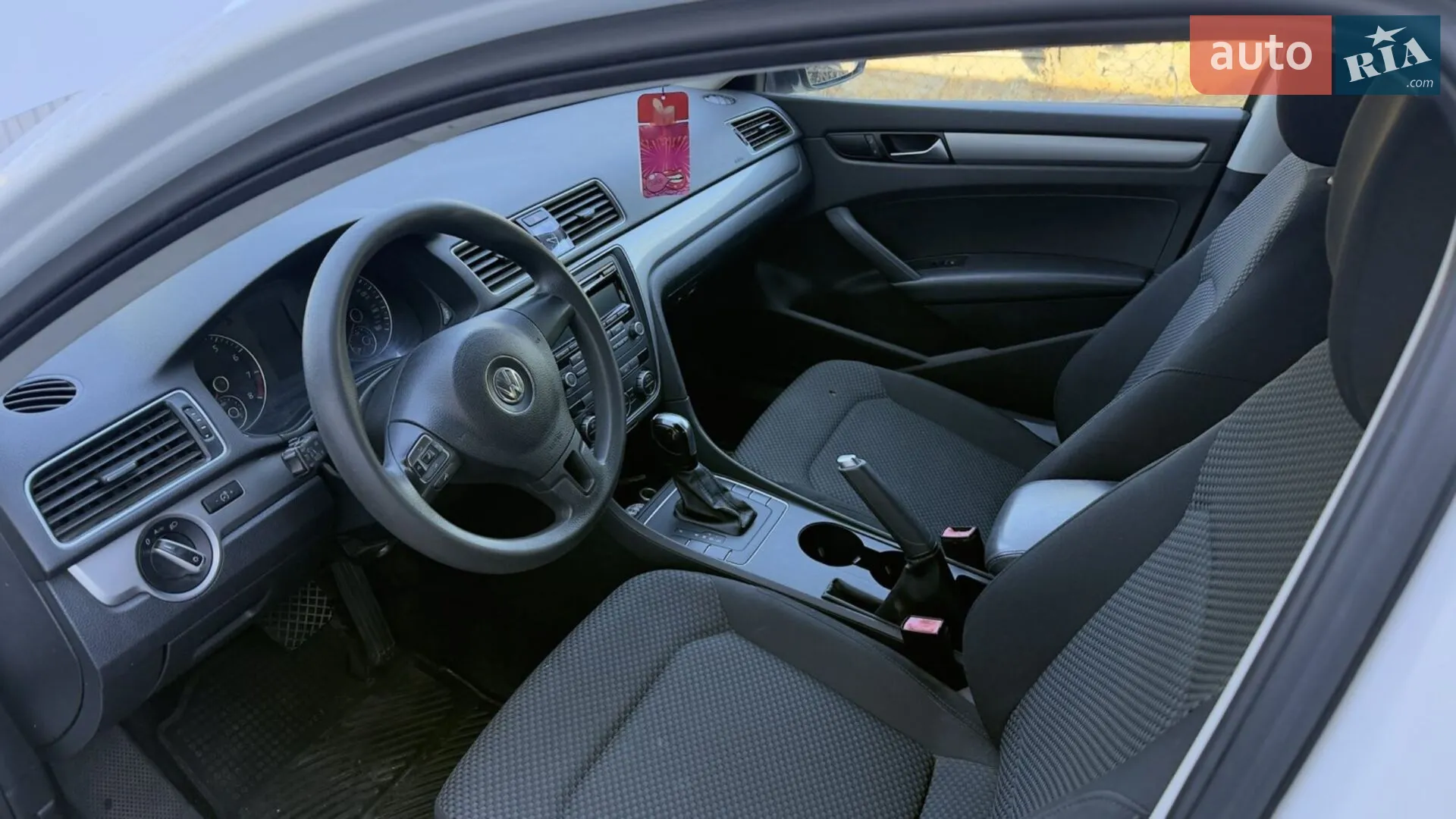 2012 Volkswagen Passat - мініатюра 9