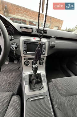 Седан Volkswagen Passat 2007 в 