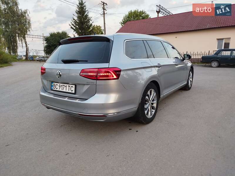 Универсал Volkswagen Passat 2017 в Львове