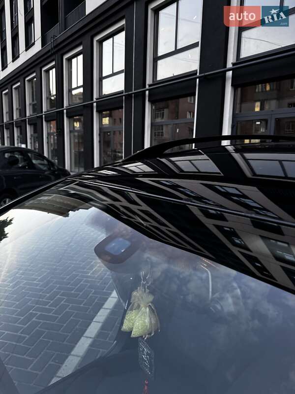 Універсал Volkswagen Passat 2012 в Івано-Франківську